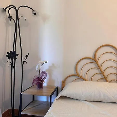 Da Bonny Πανσιόν *